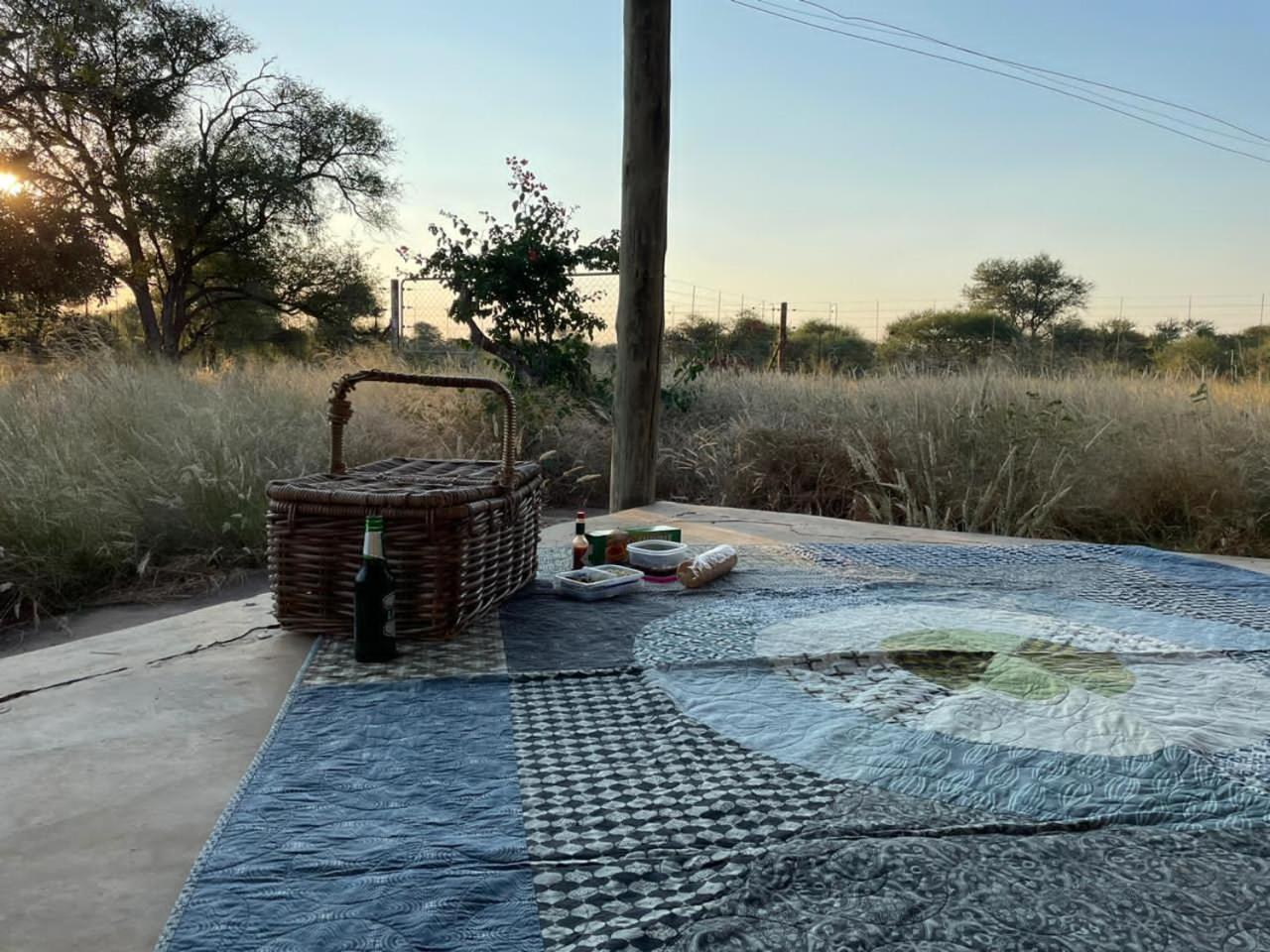 Simba Safaris African Pride Exotic Lodge Lephalale Exterior photo